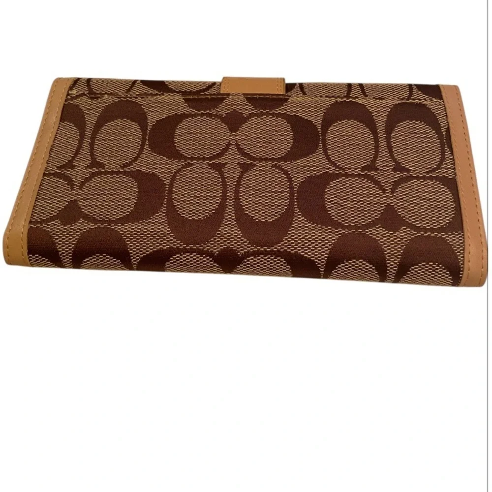 Coach Signature canvas and leather continental wallet